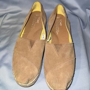 Toms, size 9